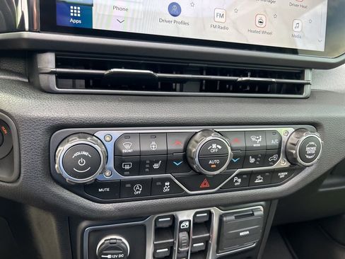 New 2025 Jeep Wrangler Willys image 38