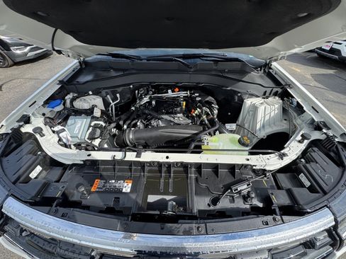 New 2025 Ford Explorer Active w/ Active Comfort Package image 33