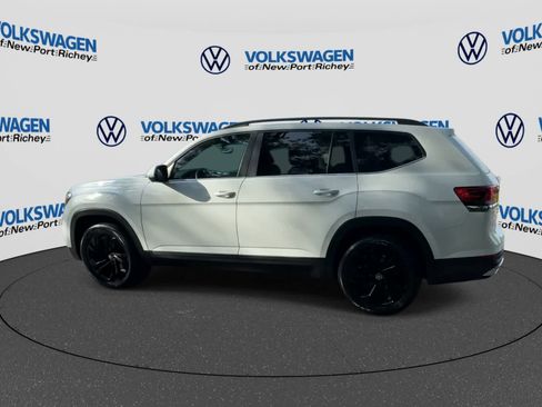 Used 2021 Volkswagen Atlas SE w/ Panoramic Sunroof Package FWD image 5