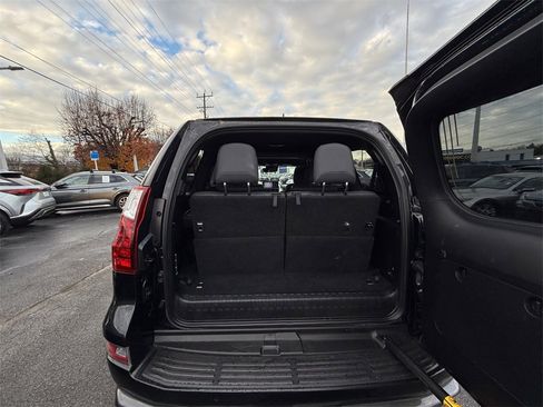Used 2022 Lexus GX 460 Premium image 29