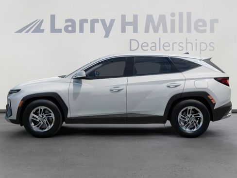 New 2026 Hyundai Tucson SE FWD image 3