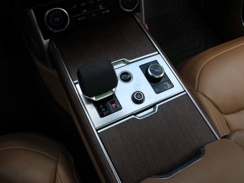 Used 2023 Land Rover Range Rover SE AWD/4WD image 18