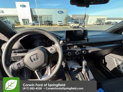 Used 2023 Honda CR-V Sport image 11