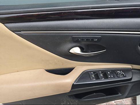 Used 2021 Lexus ES 350 w/ Premium Package FWD image 26