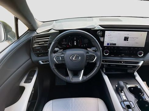 Used 2025 Lexus RX 350 Premium Plus w/ Accessory Package (Z1) FWD image 18