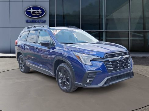 Certified 2026 Subaru Ascent Premium w/ Popular Package #2 AWD/4WD image 4