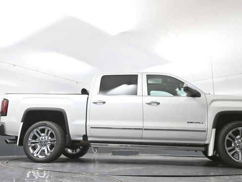 Used 2018 GMC Sierra 1500 Denali w/ Denali Ultimate Package AWD/4WD image 55
