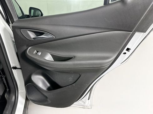 Used 2025 Buick Encore GX Preferred image 28