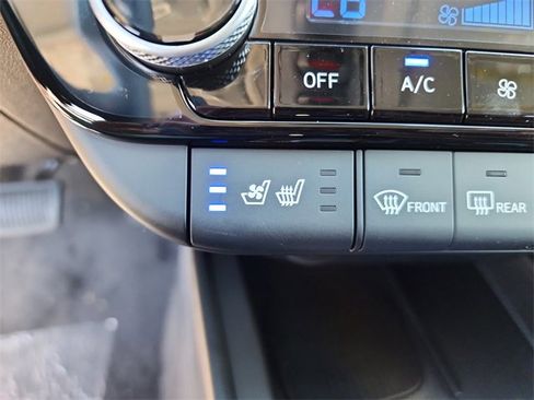 New 2025 Hyundai Elantra Limited image 21