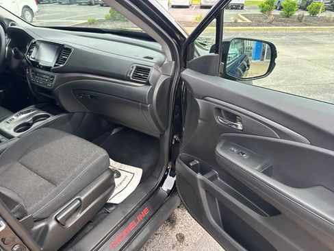 Used 2023 Honda Ridgeline Sport image 34