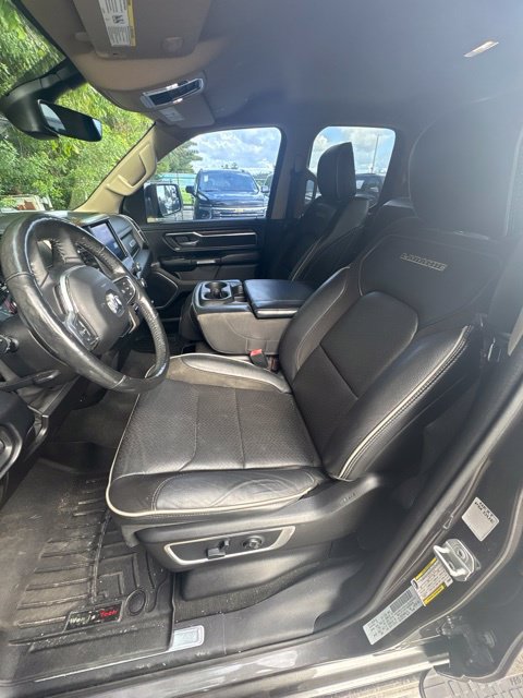 Used 2019 RAM 1500 Laramie RWD image 12