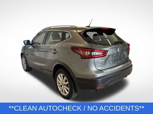 Used 2022 Nissan Rogue Sport SV FWD image 3