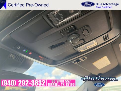 Used 2025 GMC Yukon Denali AWD/4WD image 17