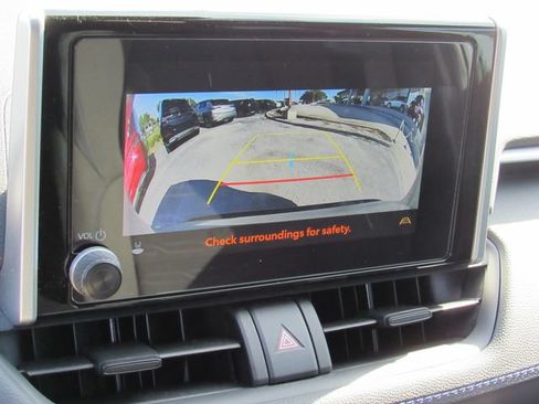 Used 2024 Toyota RAV4 SE AWD/4WD image 25