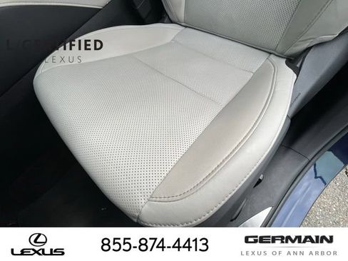 Used 2023 Lexus RX 350 Premium w/ Accessory Package AWD/4WD image 22