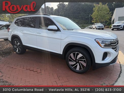 Certified 2026 Volkswagen Atlas SE w/ Panoramic Sunroof Package FWD image 6