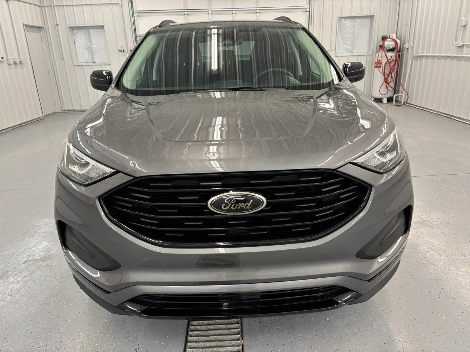 Used 2022 Ford Edge SE w/ Black Appearance Package AWD/4WD image 11