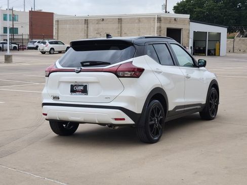 Used 2023 Nissan Kicks SR FWD image 14