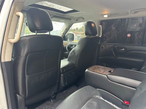 Used 2019 INFINITI QX80 Luxe image 35