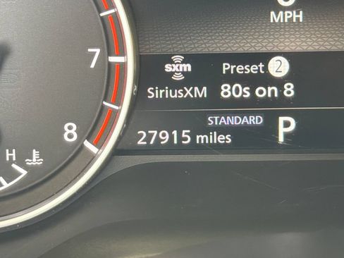 Used 2023 Nissan Rogue SV FWD image 23