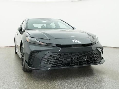 New 2026 Toyota Camry SE image 33