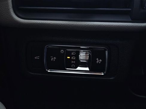 New 2026 Lincoln Corsair Premiere image 14