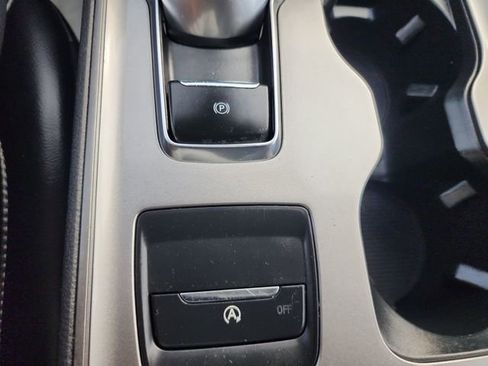 Used 2024 Ford Edge SEL image 25