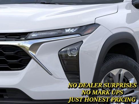 New 2026 Chevrolet Trax LS FWD image 10