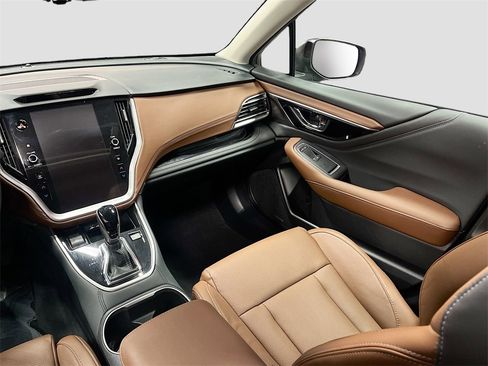 Used 2025 Subaru Outback Touring XT w/ Popular Package #2 image 25