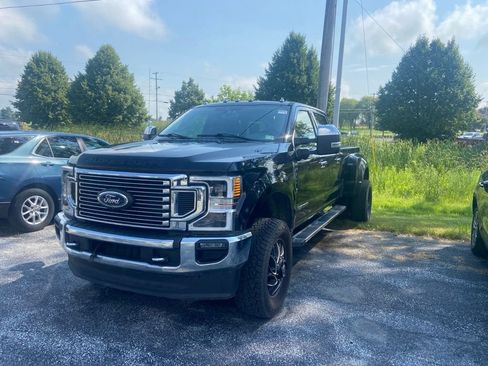Used 2020 Ford F350 Lariat w/ Lariat Ultimate Package AWD/4WD image 3