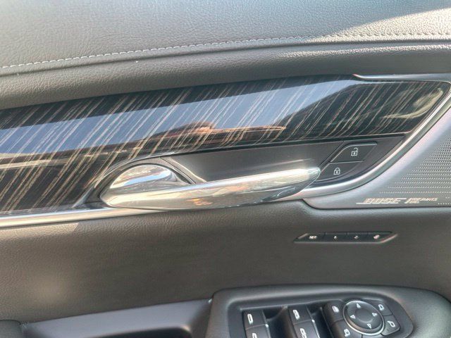 Used 2023 Cadillac XT6 Premium Luxury FWD image 12