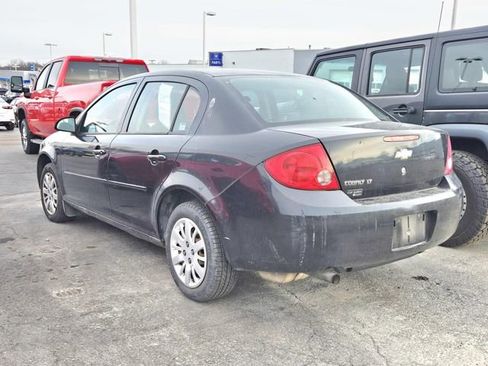 Used 2010 Chevrolet Cobalt LT image 2