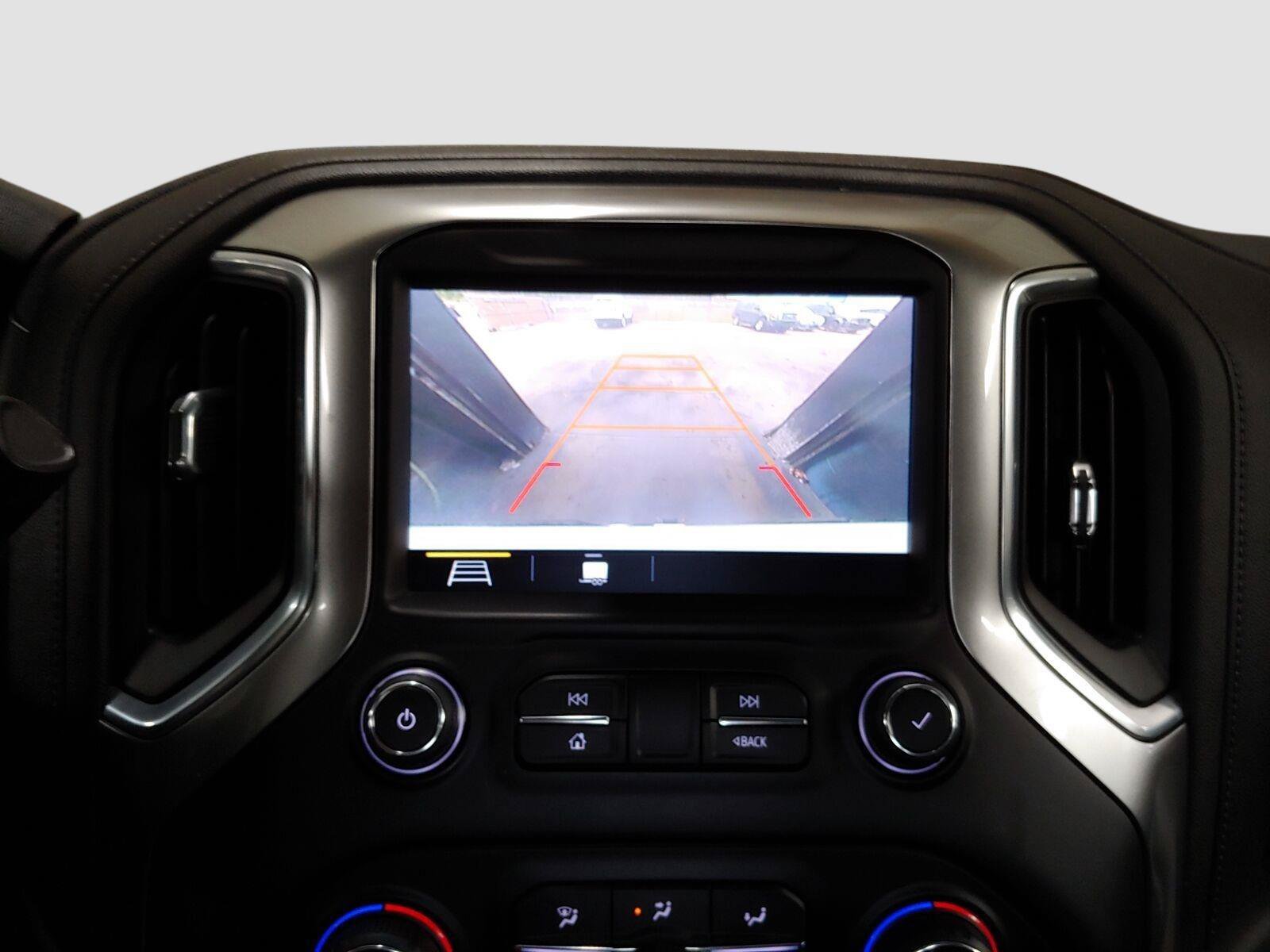Used 2019 Chevrolet Silverado 1500 LT w/ True North Edition AWD/4WD image 19