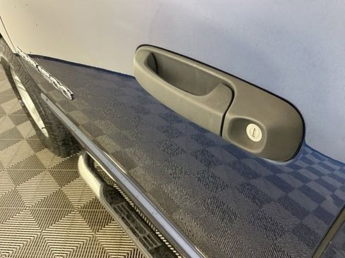 Used 2006 Dodge Ram 1500 Truck SLT image 9