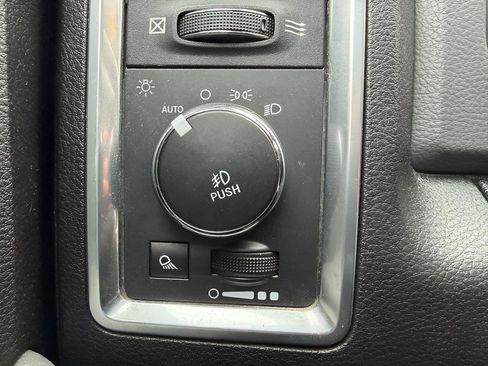 Used 2018 RAM 1500 Big Horn image 18