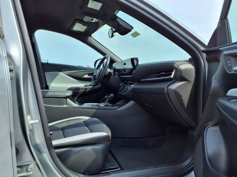 Used 2024 Buick Envista Preferred w/ Convenience I Package FWD image 26