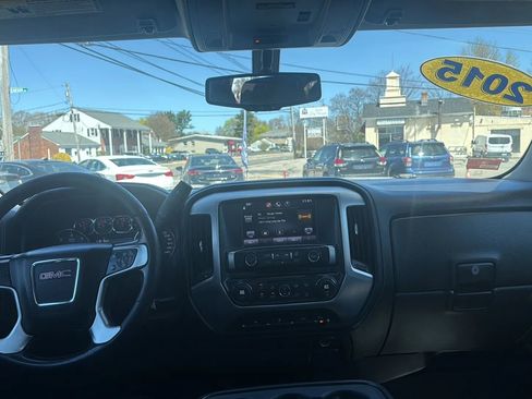 Used 2015 GMC Sierra 1500 SLE w/ SLE Value Package AWD/4WD image 21