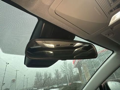 Used 2024 Toyota RAV4 XLE w/ Convenience Package image 27