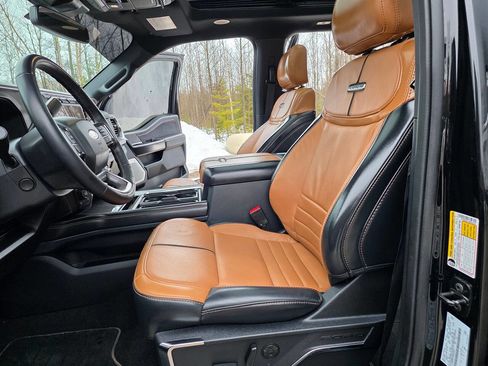 Used 2024 Ford F350 Platinum w/ FX4 Off-Road Package image 22