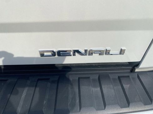 Used 2016 GMC Sierra 1500 Denali AWD/4WD image 11