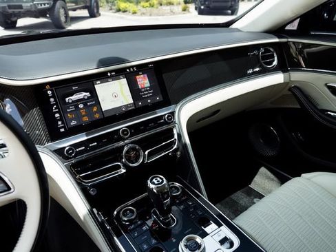 Used 2023 Bentley Flying Spur Azure AWD/4WD image 25