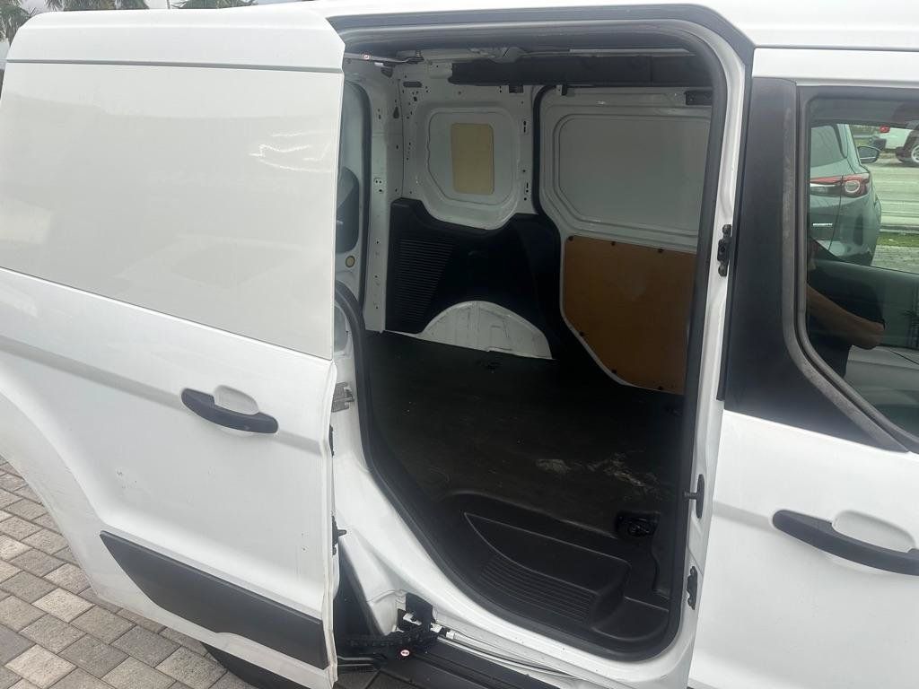 Used 2016 Ford Transit Connect XL FWD image 8