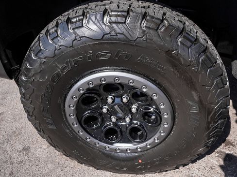 Used 2023 Ford F150 Raptor w/ Raptor 37 Performance Package image 8