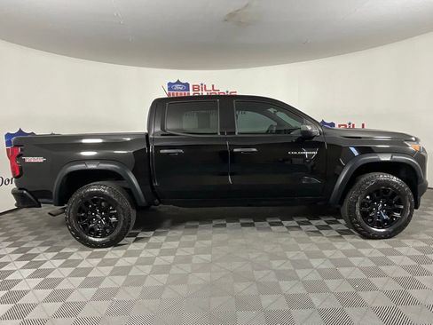 Used 2023 Chevrolet Colorado Trail Boss AWD/4WD image 2