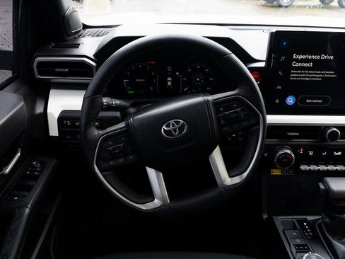 Used 2024 Toyota Tacoma TRD Off-Road w/ TRD Off Road Upgrade Package image 11