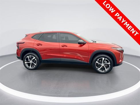 Used 2024 Chevrolet Trax RS w/ Driver Confidence Package image 9