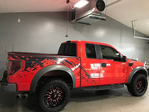 Used 2010 Ford F150 Raptor image 3