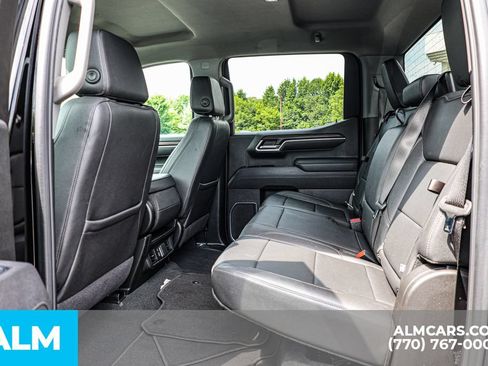 Used 2025 GMC Sierra 1500 SLT RWD image 19