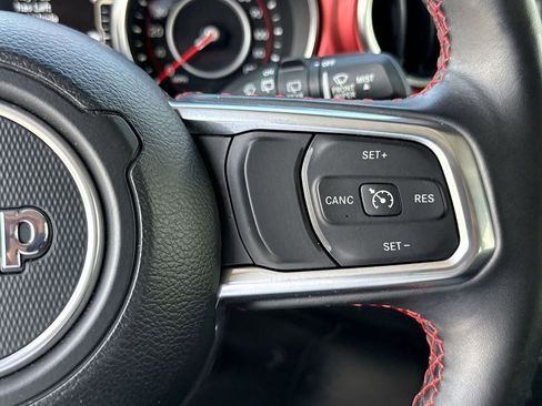 Used 2021 Jeep Wrangler Unlimited Rubicon AWD/4WD image 26