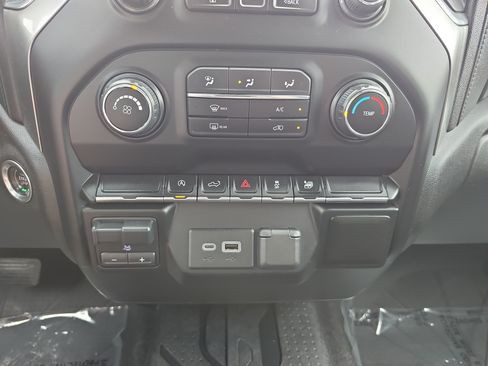 Used 2020 Chevrolet Silverado 1500 RST w/ Bed Protection Package AWD/4WD image 31
